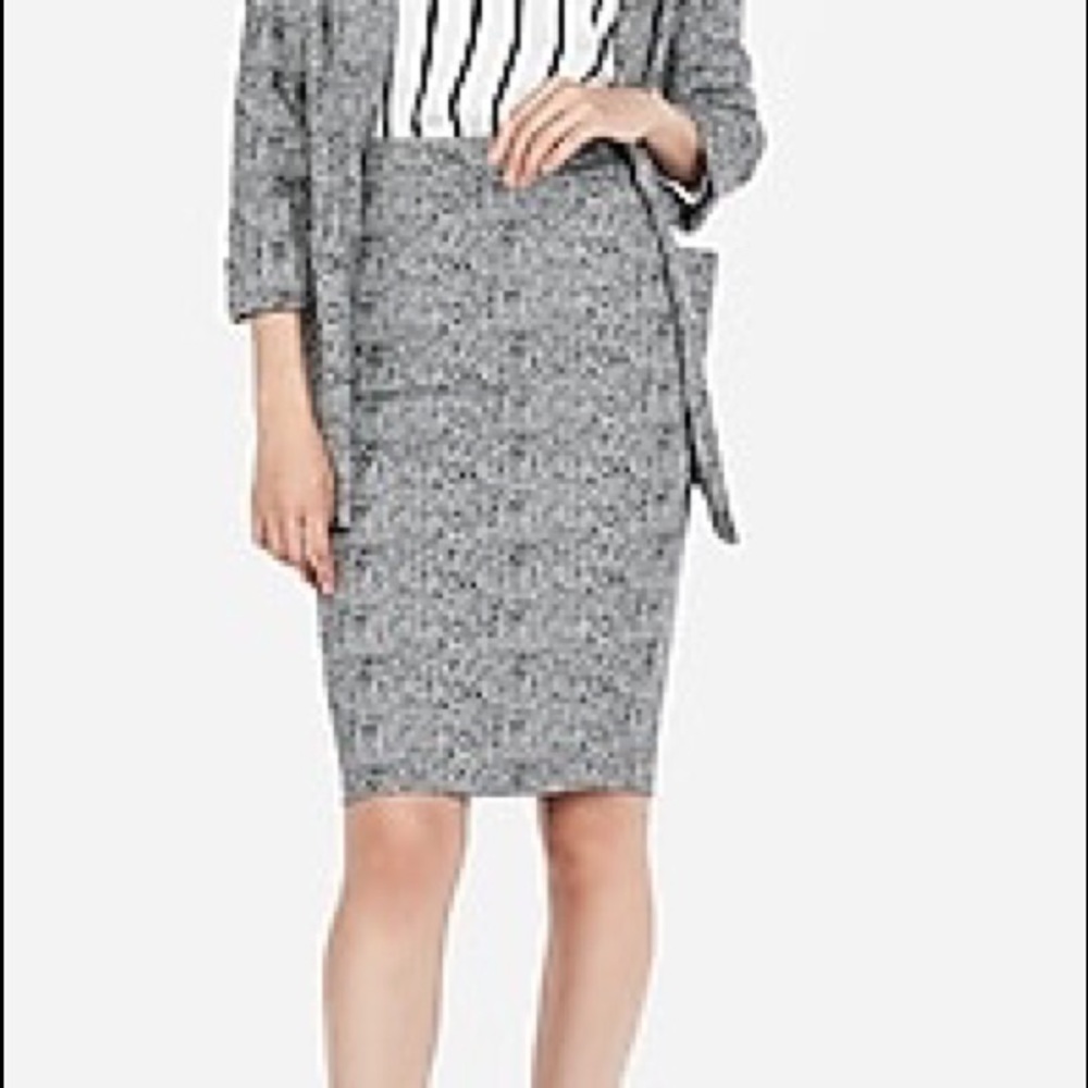 🆕Express high waisted skirt